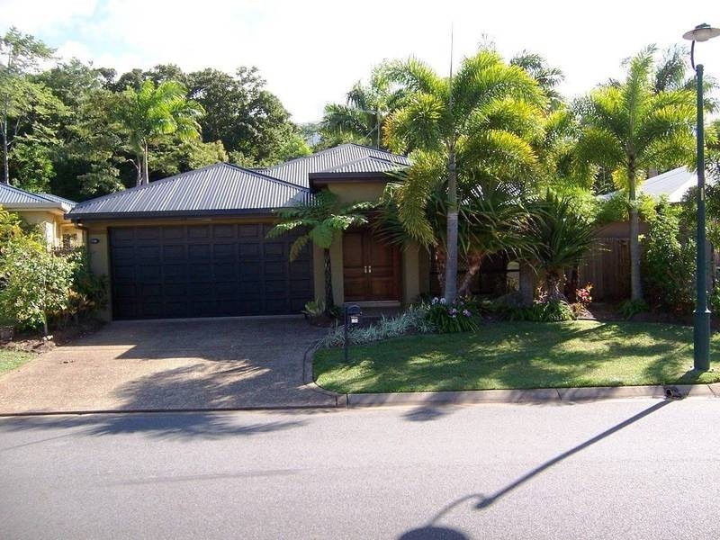 31 Chesterfield Close, Brinsmead QLD 4870