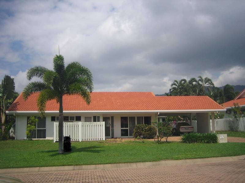 46 The Steam Avenue, Cairns QLD 4870