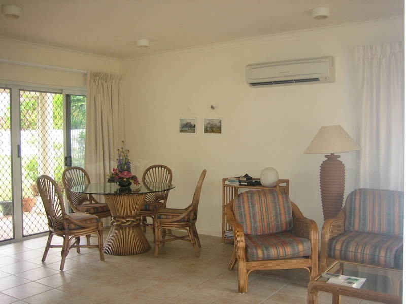 46 The Steam Avenue, Cairns QLD 4870