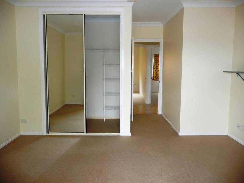 3 Royce Street, Redlynch QLD 4870