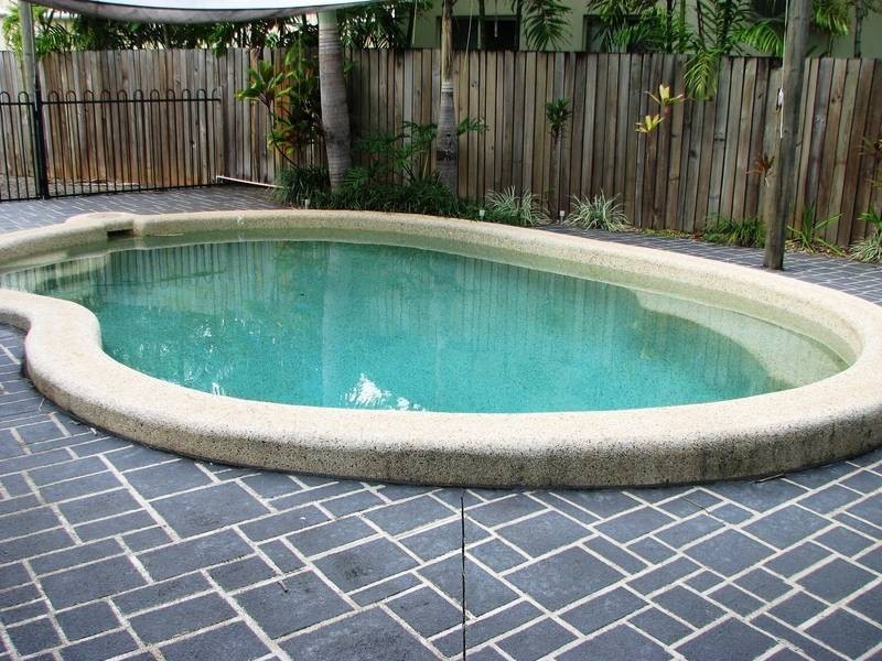 3 Royce Street, Redlynch QLD 4870