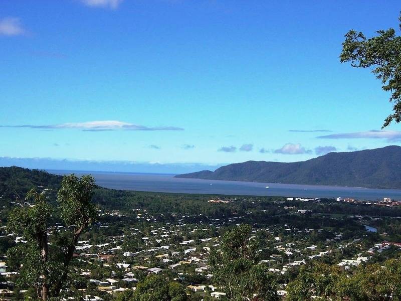 Lot 304,  The Peak, Brinsmead QLD 4870