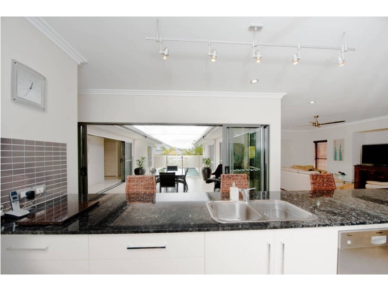 Trinity Beach QLD 4879