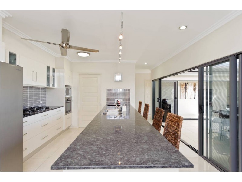 Trinity Beach QLD 4879