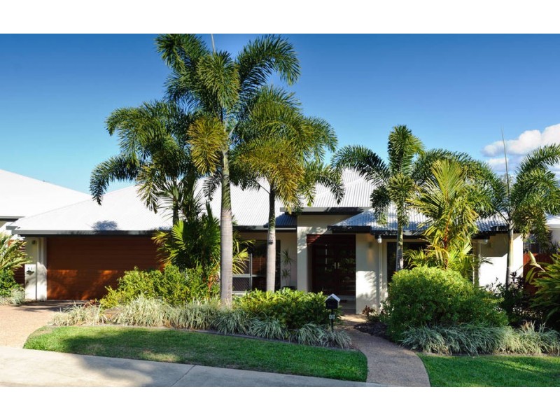 Trinity Beach QLD 4879