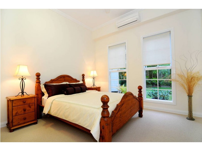 61 Fretwell Road, White Rock QLD 4868