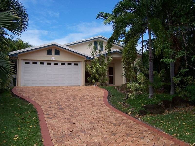 19 Parkinson Av, Kewarra Beach QLD 4879