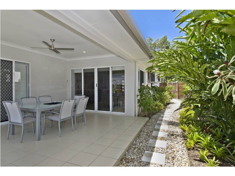 7 Propeller Court, Trinity Beach QLD 4879