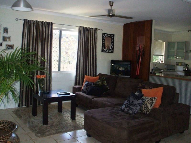 1/142 Dillon Street, Westcourt QLD 4870