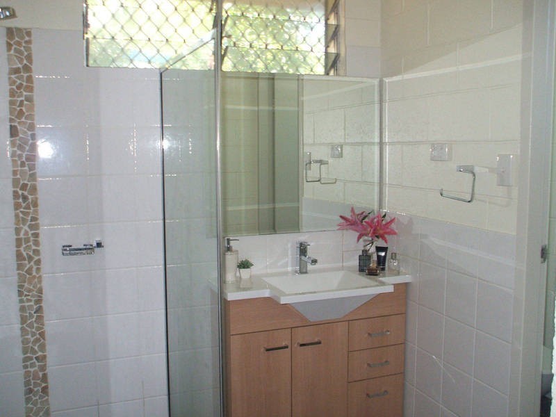 1/142 Dillon Street, Westcourt QLD 4870