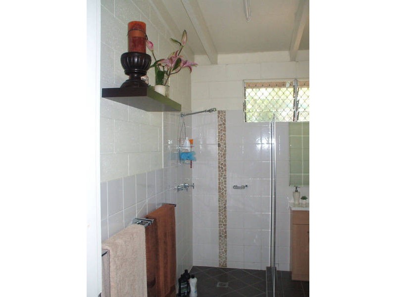 1/142 Dillon Street, Westcourt QLD 4870