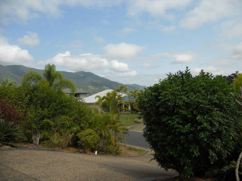 28 Greenock Way, Brinsmead QLD 4870