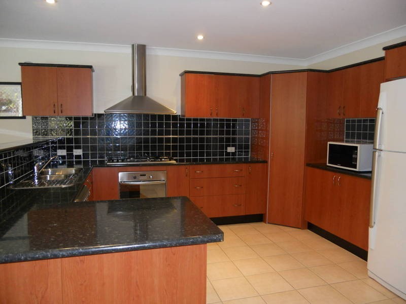 28 Greenock Way, Brinsmead QLD 4870