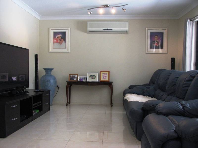 28 Greenock Way, Brinsmead QLD 4870