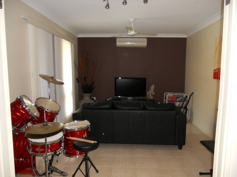 28 Greenock Way, Brinsmead QLD 4870