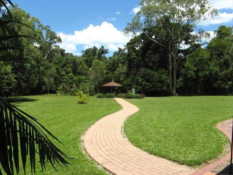 19 Stream Avenue, Kewarra Beach QLD 4879