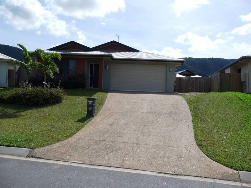 23 Roderick Street, Bentley Park QLD 4869