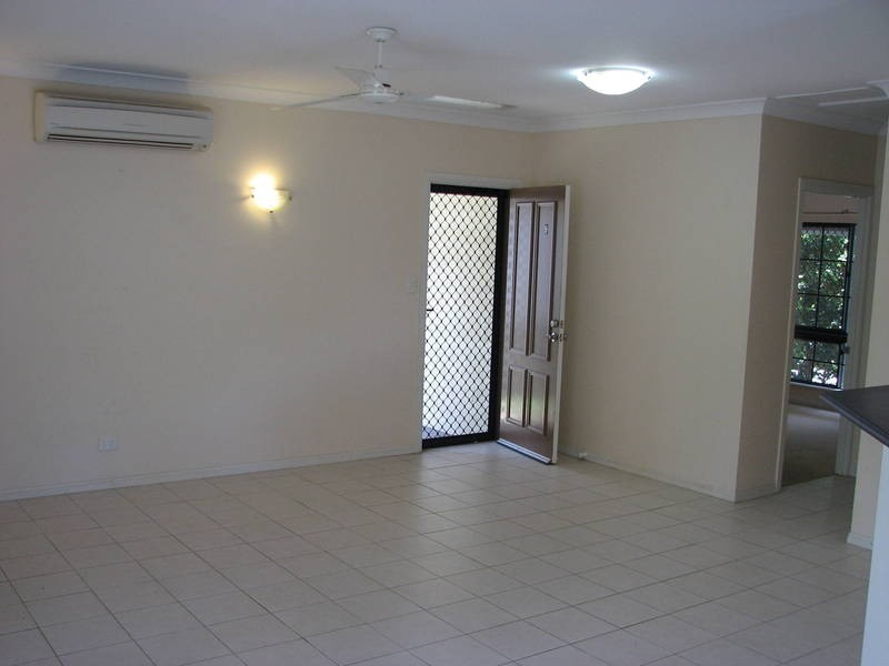 9/193 Kamerunga Road, Freshwater QLD 4870