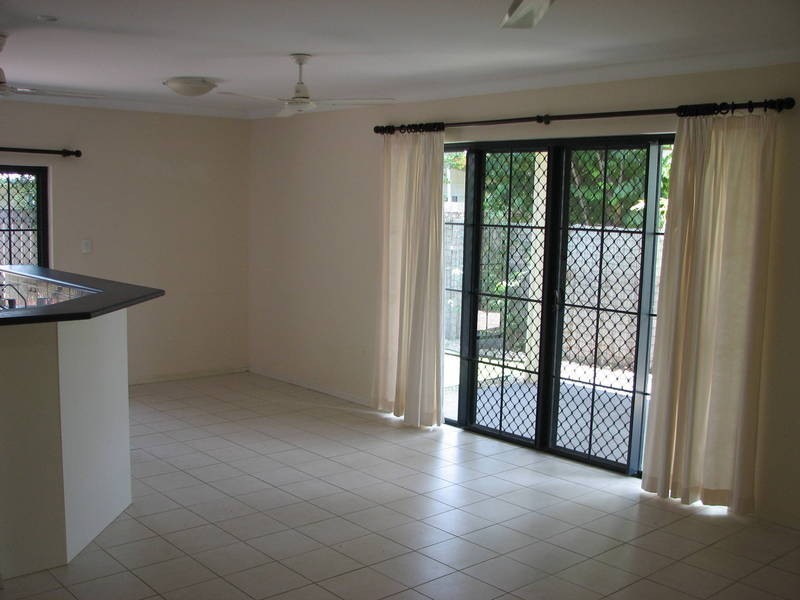 9/193 Kamerunga Road, Freshwater QLD 4870