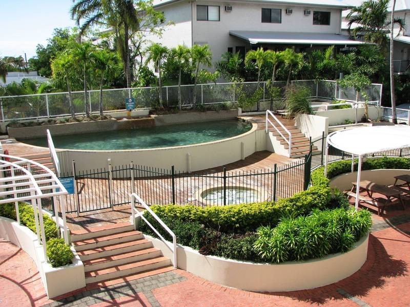 136-140 Sheridan Street, Cairns City QLD 4870