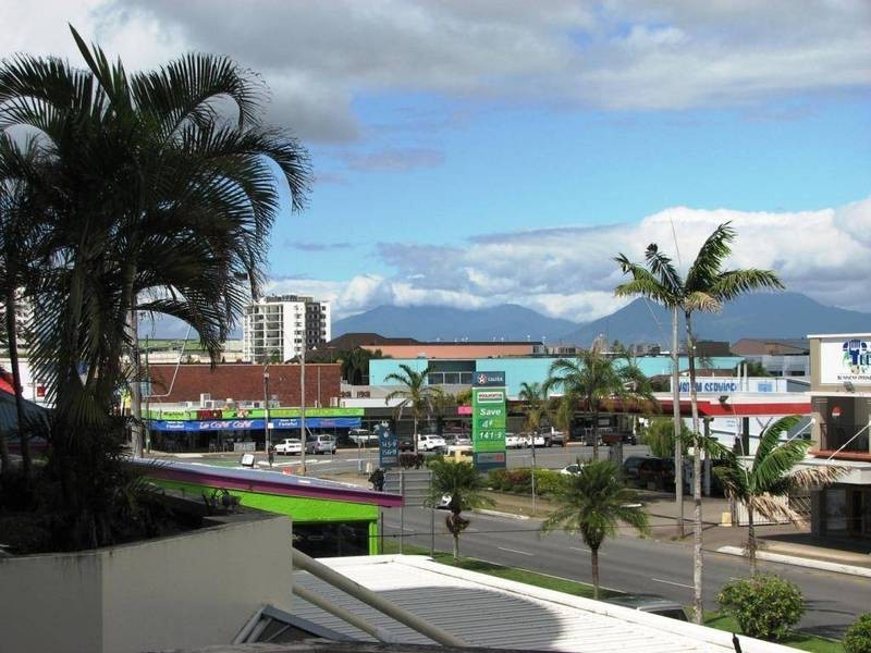 136-140 Sheridan Street, Cairns City QLD 4870