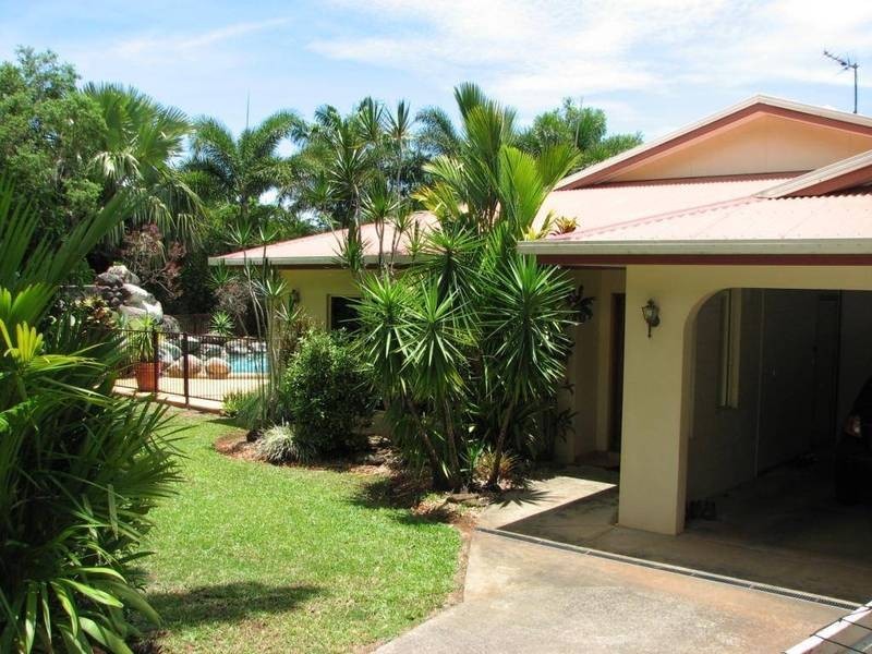 26 Chirio Drive, Redlynch QLD 4870