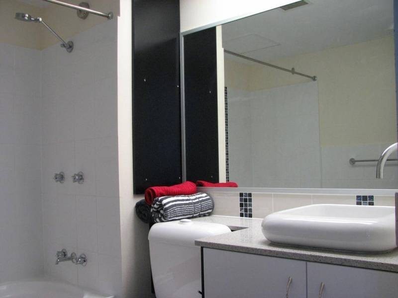 Cairns City QLD 4870