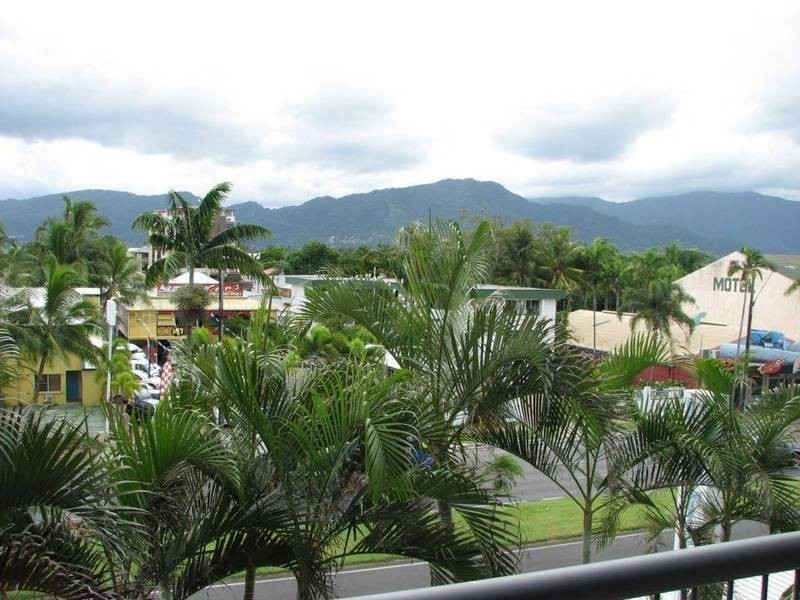 Cairns City QLD 4870