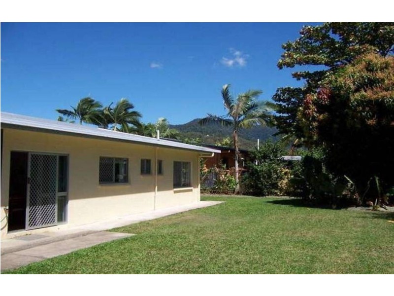 12 Bulolo Close, Trinity Beach QLD 4879