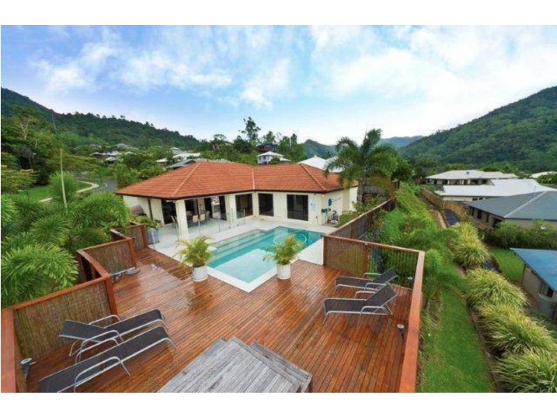 11 Brockhurst Close, Redlynch QLD 4870