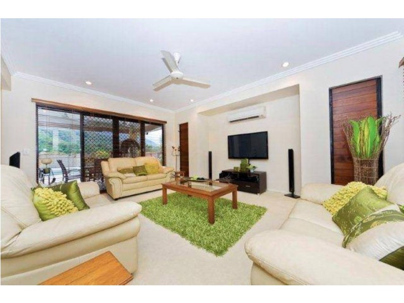 11 Brockhurst Close, Redlynch QLD 4870