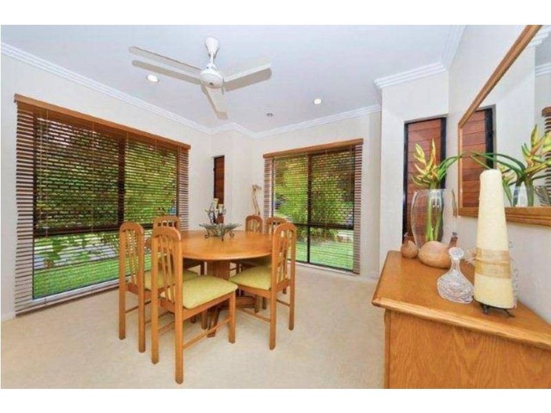 11 Brockhurst Close, Redlynch QLD 4870