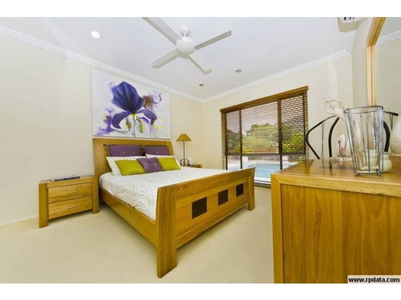 11 Brockhurst Close, Redlynch QLD 4870