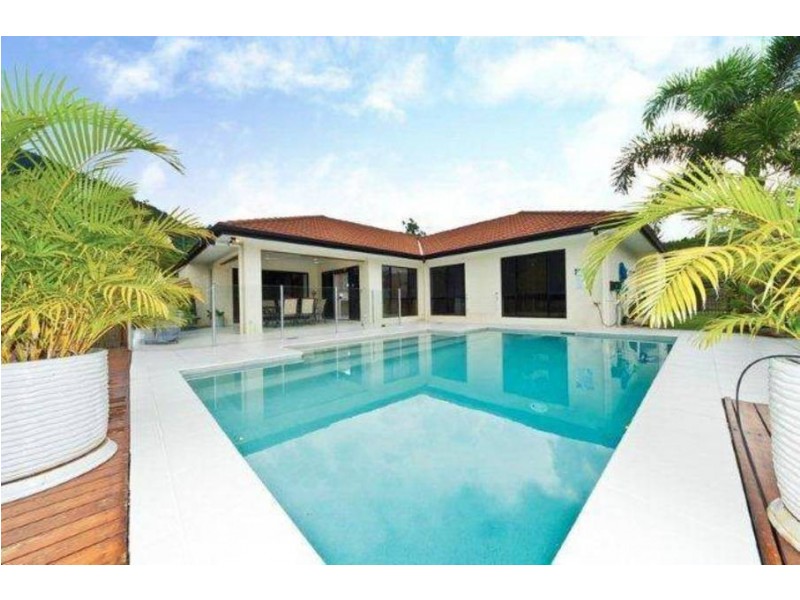 11 Brockhurst Close, Redlynch QLD 4870