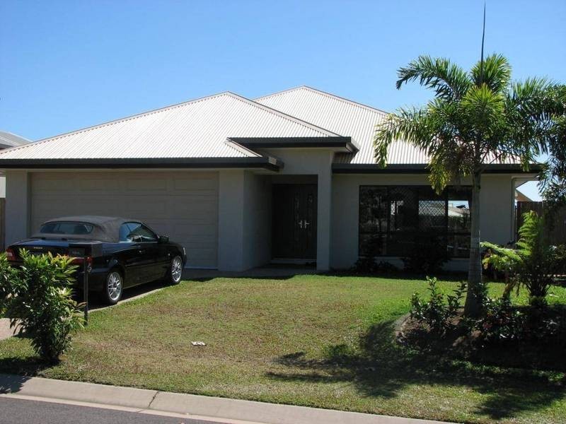 13 Byron Terrace, Redlynch QLD 4870