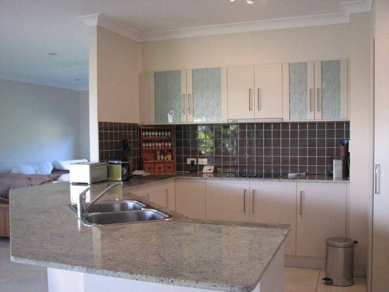 13 Byron Terrace, Redlynch QLD 4870