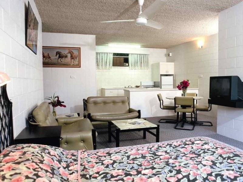 338 Sheridan Street, Cairns North QLD 4870