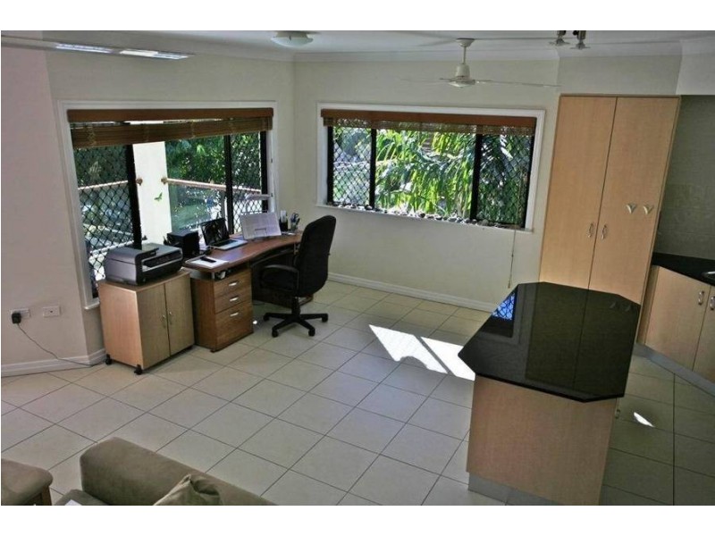 5/11 Rutherford Street, Yorkeys Knob QLD 4878