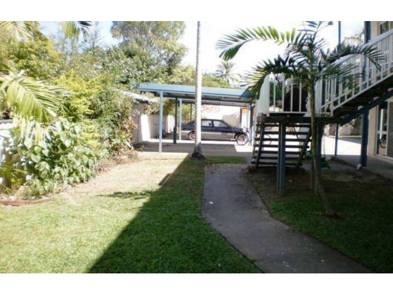 2/8 Kidston Street, Bungalow QLD 4870