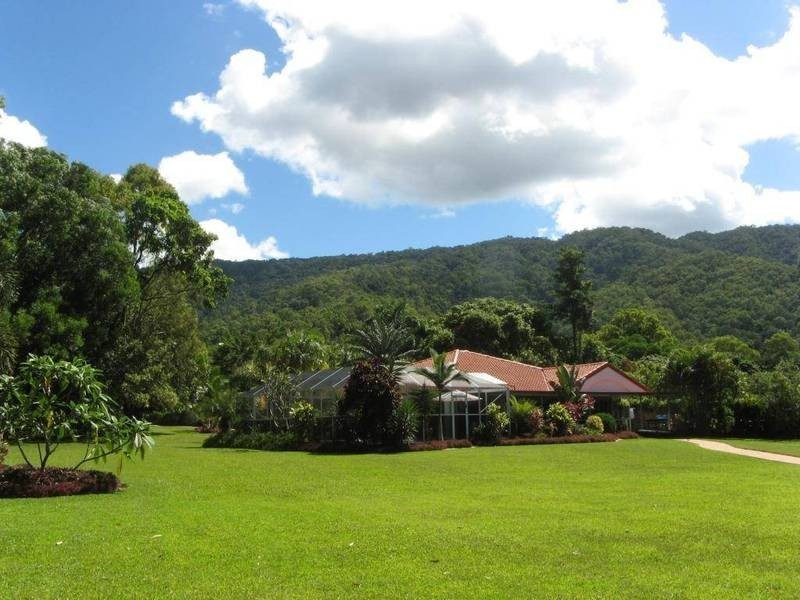 19 Stream Avenue, Kewarra Beach QLD 4879