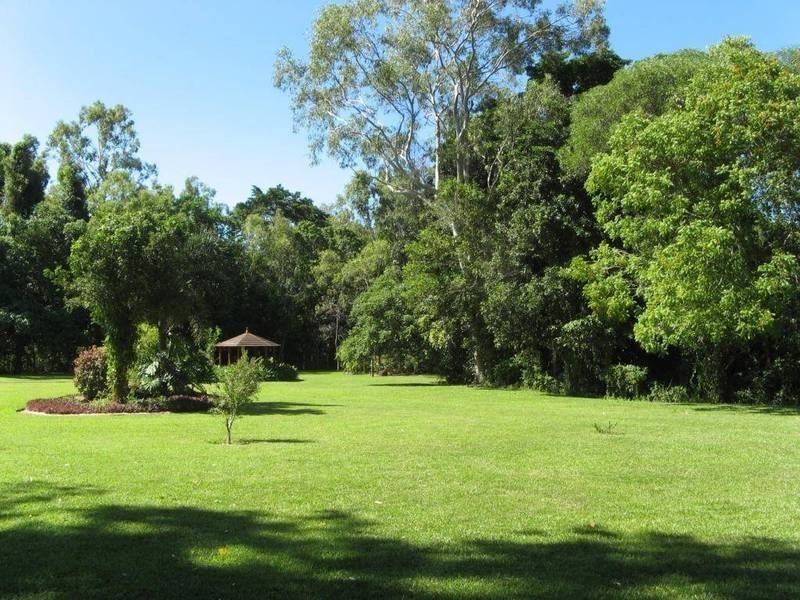 19 Stream Avenue, Kewarra Beach QLD 4879