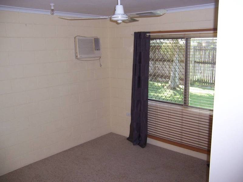 15 Ronto Close, Manoora QLD 4870