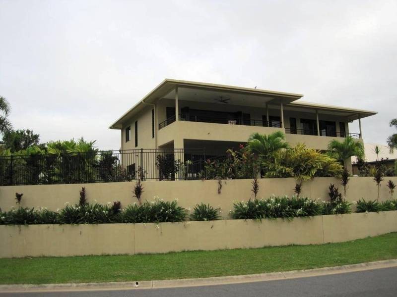 24 Greenock Way, Brinsmead QLD 4870