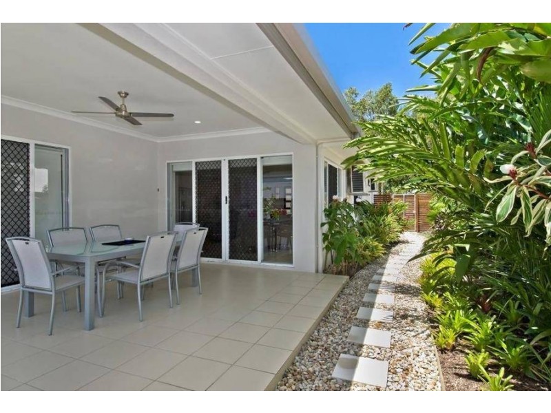 7 Propeller Court, Trinity Beach QLD 4879