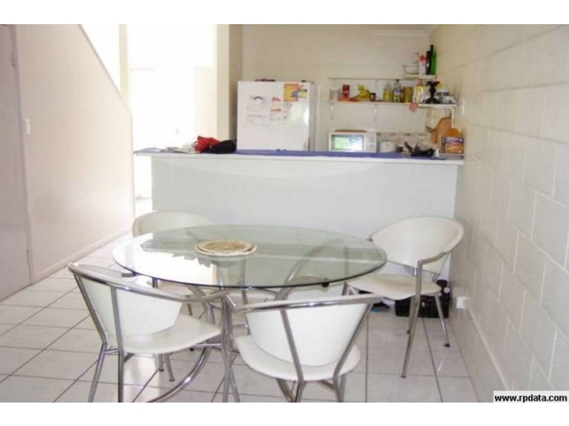 6/6 Tenni Street, Redlynch QLD 4870