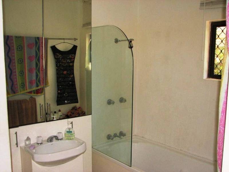 9 Hood Street, Trinity Park QLD 4879