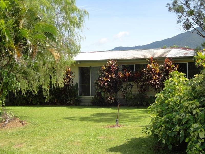 Moller Road, Aloomba QLD 4871