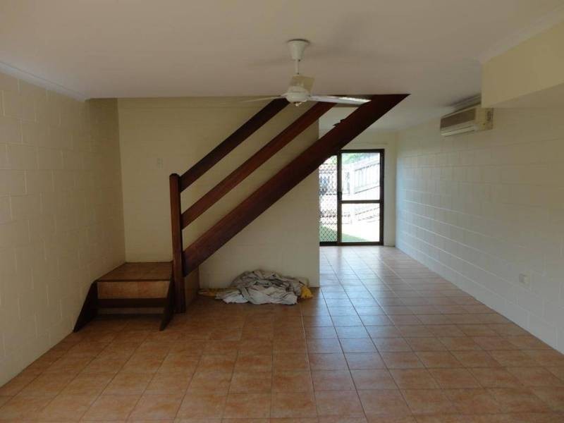10/17 Sandown Close, Woree QLD 4868