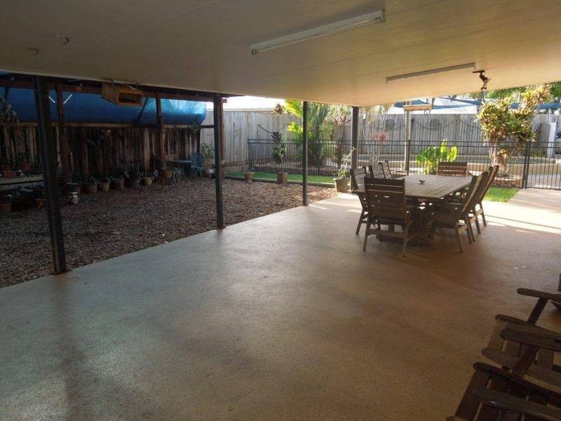 9 Batavia, Bentley Park QLD 4869