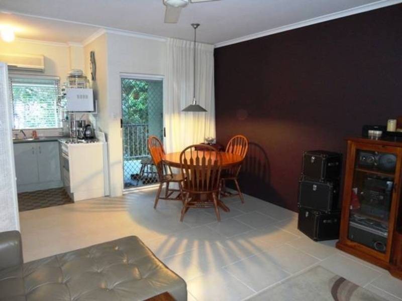 Lvl 1 346 McCoombe Street, Mooroobool QLD 4870